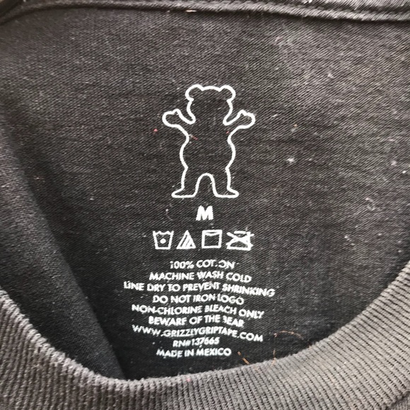 ⚜️Grizzly Griptape Pocket Tee - Picture 3 of 3